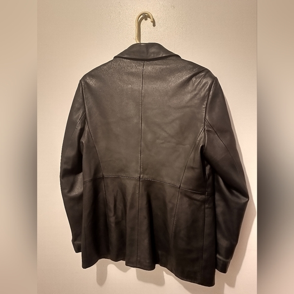 Leather coats from Manteaux Manteaux real leather - Picture 3 of 17